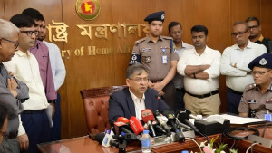 গত বছরের তুলনায় অপরাধের সংখ্যা কমেছে: স্বরাষ্ট্রমন্ত্রী