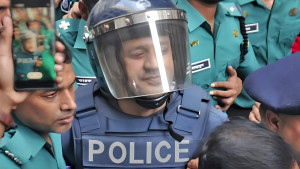 হত্যা মামলায় ব্যারিস্টার সুমনের জামিন স্থগিত