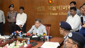 ২৩ জুন ঘিরে পুলিশকে সতর্ক থাকার নির্দেশ স্বরাষ্ট্রমন্ত্রীর