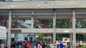 ৭ বছরের শিশুকে ধর্ষণ, অভিযুক্ত নানা পলাতক