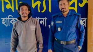 আটক যুবককে বিজিবির কাছে হস্তান্তর বিএসএফের