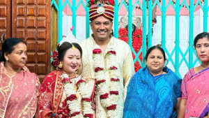 প্রেমের টানে ফেনীতে ফিলিপাইনের তরুণী