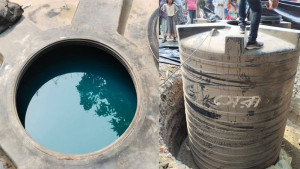 মাটির নিচে লুকানো ছিল ১০ হাজার লিটার জ্বালানি তেল