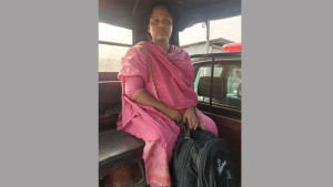 বাংলাদেশি নারীকে হস্তান্তর করল বিএসএফ