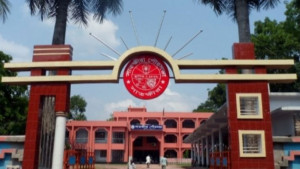 সুপেয় পানির তীব্র সংকটে সাতক্ষীরার পৌরবাসী