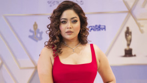 আমাকে রাজনৈতিক ট্যাগ দিয়ে লাভ নেই: ভাবনা