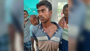 বৃদ্ধকে ডেকে নিয়ে পিটিয়ে হত্যা