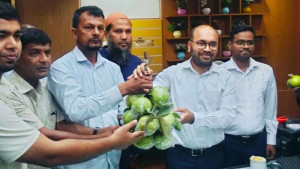 কৃষিযন্ত্রের তেলের জন্য কৃষিমন্ত্রীকে কৃষকের ফোন!