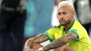 ব্রাজিল দলে জায়গা পেল না নেইমার