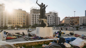 বিরামহীন বোমাবর্ষণ, ফোনে উচ্ছেদের নির্দেশ—দক্ষিণ লেবাননের মানুষ যাবে কোথায়