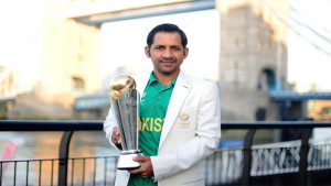 আন্তর্জাতিক ক্রিকেটকে বিদায় জানালেন পাকিস্তানের সাবেক অধিনায়ক