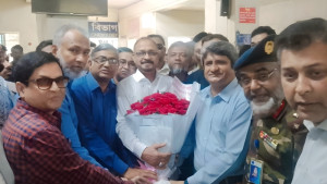 স্বাস্থ্যসেবায় গাফিলতির কোনো জায়গা নেই: আবু ওয়াহাব আকন্দ