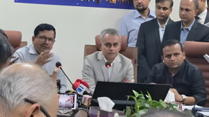 অতিরিক্ত ভাড়া নিলে বাতিল হবে রুট পারমিট: সড়ক পরিবহন মন্ত্রী