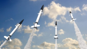 আধুনিক ক্ষেপণাস্ত্র মানে এক উড়ন্ত কম্পিউটারের নিখুঁত রণকৌশল