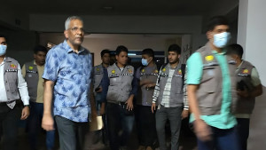 ডিজিএফআইয়ের সাবেক মহাপরিচালক শেখ মামুন খালেদ আটক