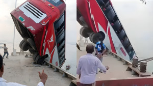 পদ্মায় বাসডুবি: ৬ সদস্যের তদন্ত কমিটি গঠন