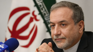 দু’এক দিনের মধ্যেই নতুন সর্বোচ্চ নেতা নির্বাচন: ইরানের পররাষ্ট্রমন্ত্রী