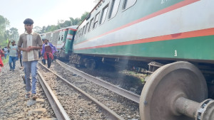 ঢাকার সঙ্গে উত্তরবঙ্গের ট্রেন চলাচল শুরু