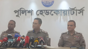 হাদি হত্যায় গ্রেপ্তারদের ফেরাতে কূটনৈতিক চেষ্টা চলছে: আইজিপি