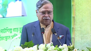 ১৪ এপ্রিল থেকে পর্যায়ক্রমে কৃষক কার্ড বিতরণ করা হবে: রাষ্ট্রপতি