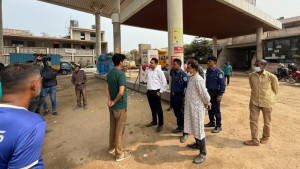 জ্বালানির বাজার নিয়ন্ত্রণে সারাদেশে নামছেন ভ্রাম্যমাণ আদালত