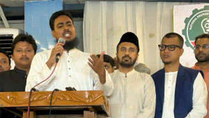 ‘সাংবিধানিকতার দোহাই দিলে সরকারি অফিসে মুজিবের ছবি নেই কেন’