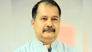 তুরস্কের উদ্দেশে দেশ ছেড়েছেন তথ্যমন্ত্রী