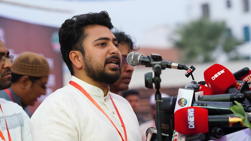 শহীদ মুক্তিযোদ্ধাদের ঋণ পরিশোধে কল্যাণ রাষ্ট্র প্রতিষ্ঠা জরুরি: নাহিদ ইসলাম