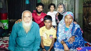‘ঈদের দিন সারা দিন কানতাম, কাউরে বুঝতে দিতাম না’