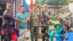বিয়ের কার্ড পৌঁছাতে গিয়ে আটক বাংলাদেশিকে ফেরত দিল বিএসএফ