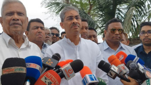‘মেঘনা নদীর ভাঙন রোধে স্থায়ী ব্যবস্থা করবে সরকার’
