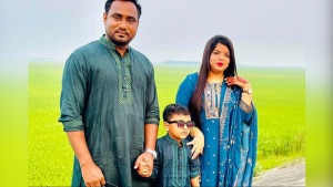 ঈদে বাড়ি যাওয়ার পথে দুর্ঘটনায় স্বামী–স্ত্রী–সন্তান নিহত