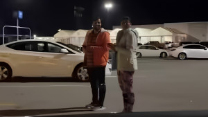 আমার দেশ থেকে বের হও—যুক্তরাষ্ট্রে ভারতীয় দম্পতিকে বর্ণবাদী আক্রমণ, ভিডিও ভাইরাল