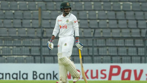 ২২ টেস্টে ৮ ডাক, জয়ের আরেকটি ‘পরাজয়’