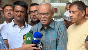 বিরোধীদলের গঠনমূলক সমালোচনা গণতন্ত্রের সৌন্দর্য: রিজভী