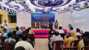 হারানো ও চুরি হওয়া ৮২টি মোবাইল ফেরত পেলেন প্রকৃত মালিকরা