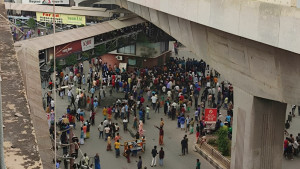 রামিসা হত্যার বিচার দাবিতে মিরপুর ১০ অবরোধ
