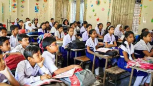 আজ থেকে প্রাথমিক বিদ্যালয়ে ছুটি শুরু, খুলবে কবে