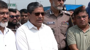 কোরবানির পশুর হাট নিয়ে কঠোর হুঁশিয়ারি প্রতিমন্ত্রীর