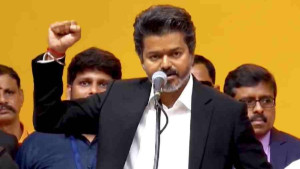 শপথ নিয়েই বিজয়ের ঘোষণা—২০০ ইউনিট ফ্রি বিদ্যুৎ, নারী সুরক্ষা বাহিনী