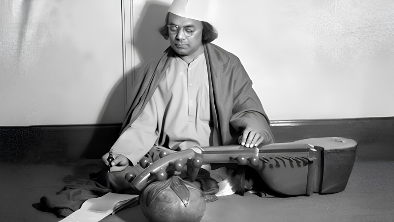 আজ জাতীয় কবির জন্মদিন