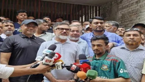 ফুটপাত দখলমুক্ত না হওয়া পর্যন্ত অভিযান চলবে: প্রশাসক
