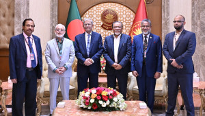 রাষ্ট্রপতির সঙ্গে ইস্টার্ন ইউনিভার্সিটির প্রতিনিধিদলের সৌজন্য সাক্ষাৎ