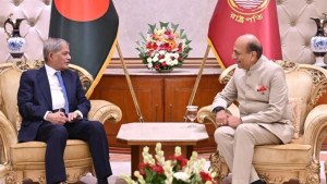 ভারতের সঙ্গে সম্পর্ক জোরদারে পানি বণ্টনসহ অমীমাংসিত ইস্যু সমাধানের আহ্বান রাষ্ট্রপতির